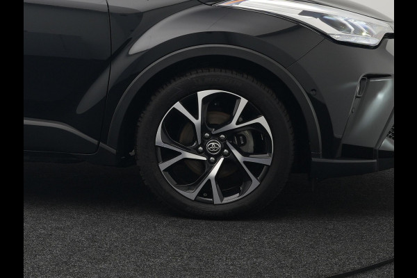 Toyota C-HR 2.0 Hybrid Dynamic 184pk Dealer O.H | Trekhaak Afneembaar | Adaptive Cruise | Camera | Apple Carplay | Sportstoelen Verwarmd | 18"L.M | Keyless | BLIS |