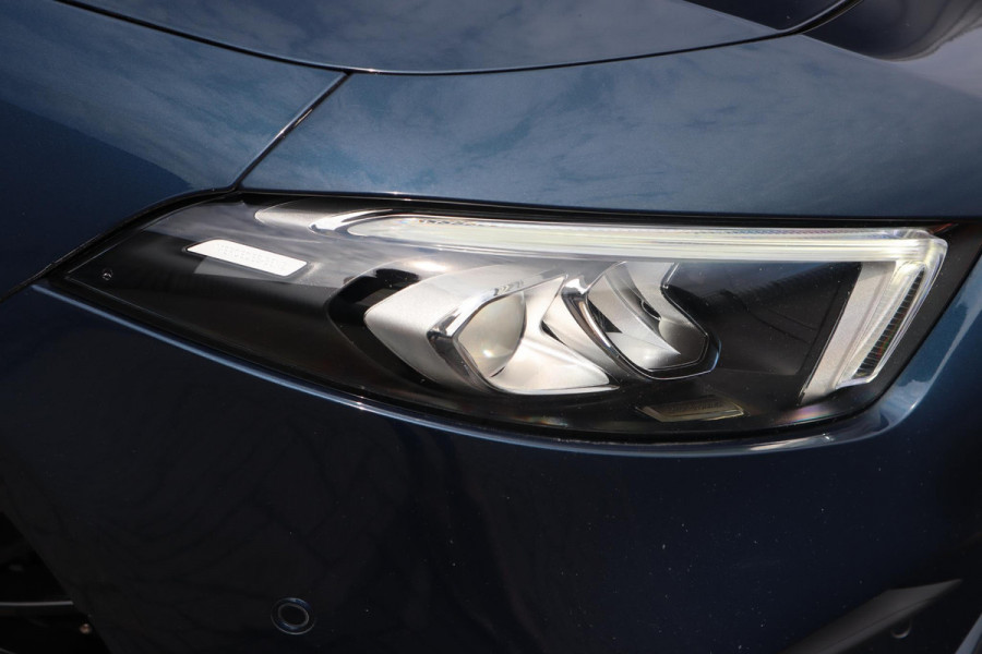 Mercedes-Benz A-Klasse 250 AMG Line | 19" | Panorama | Sfeer |