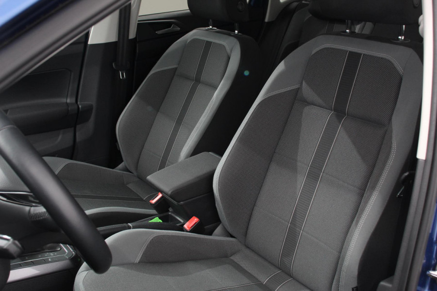 Volkswagen Polo 1.0 TSI 110 pk DSG Highline | Navigatie | Apple Carplay/Android Auto | Parkeersensoren | Adaptive Cruise Control | Afneembare trekhaak | Getinte ramen | Stoelverwarming | Climatronic