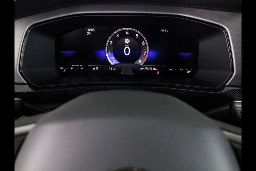 Volkswagen T-Cross 1.0 TSI Life Edition | Navigatie | Camera | Stoelverwarming | Climate Control |