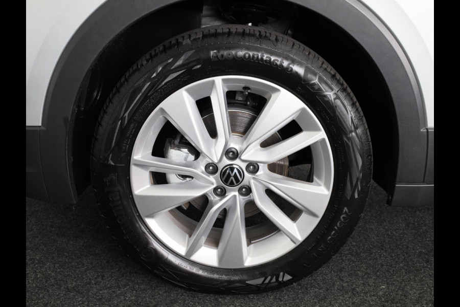 Volkswagen T-Cross 1.0 TSI Life Edition | Navigatie | Camera | Stoelverwarming | Climate Control |
