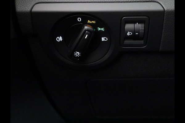 Volkswagen T-Cross 1.0 TSI Life Edition | Navigatie | Camera | Stoelverwarming | Climate Control |