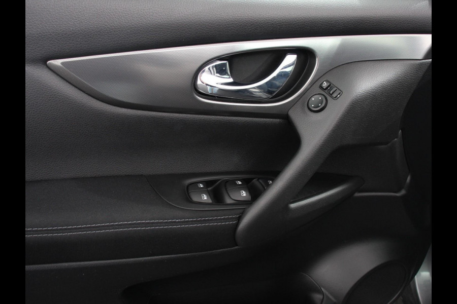 Nissan QASHQAI 1.2 Automaat N-Connecta Design pakket | Panorama dak | Camera | Climate Control | Parkeer sensoren | Cruise Control