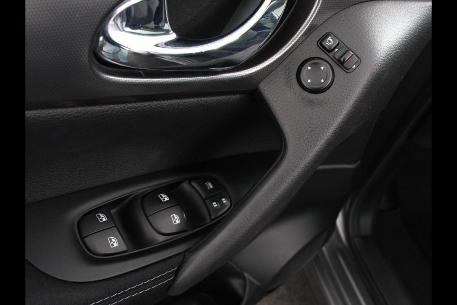 Nissan QASHQAI 1.2 Automaat N-Connecta Design pakket | Panorama dak | Camera | Climate Control | Parkeer sensoren | Cruise Control
