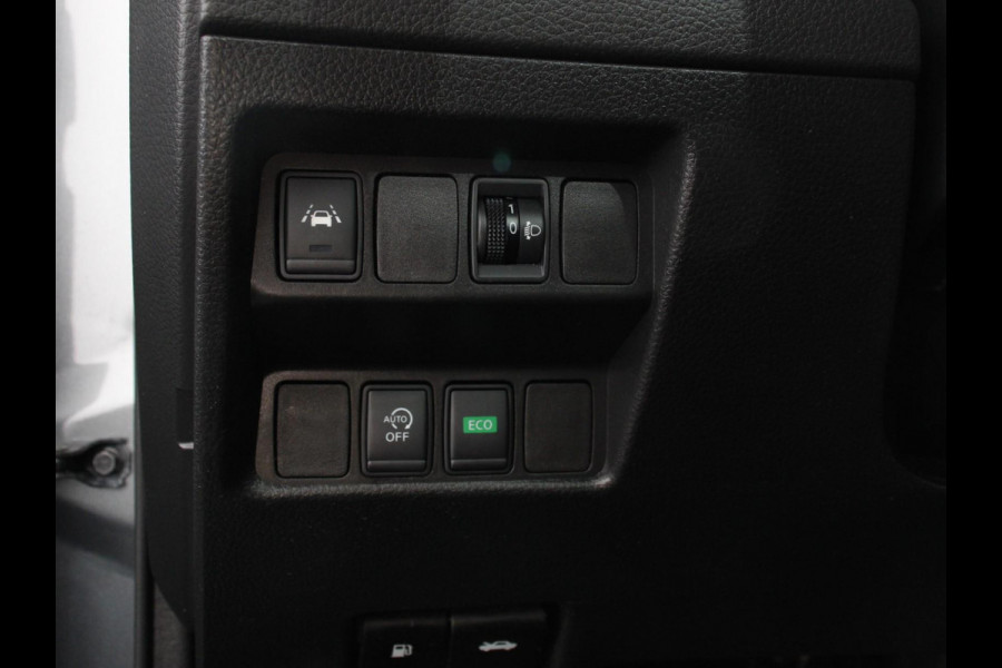 Nissan QASHQAI 1.2 Automaat N-Connecta Design pakket | Panorama dak | Camera | Climate Control | Parkeer sensoren | Cruise Control