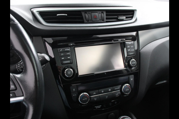 Nissan QASHQAI 1.2 Automaat N-Connecta Design pakket | Panorama dak | Camera | Climate Control | Parkeer sensoren | Cruise Control