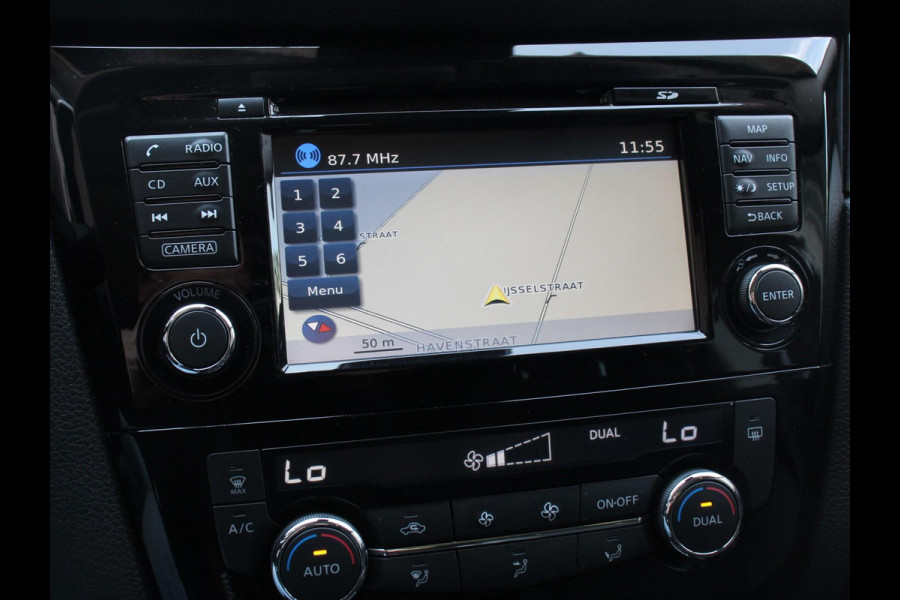 Nissan QASHQAI 1.2 Automaat N-Connecta Design pakket | Panorama dak | Camera | Climate Control | Parkeer sensoren | Cruise Control