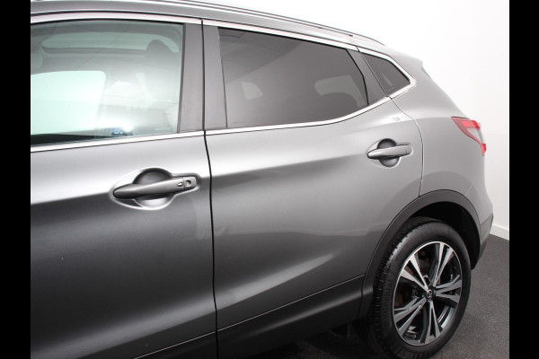 Nissan QASHQAI 1.2 Automaat N-Connecta Design pakket | Panorama dak | Camera | Climate Control | Parkeer sensoren | Cruise Control