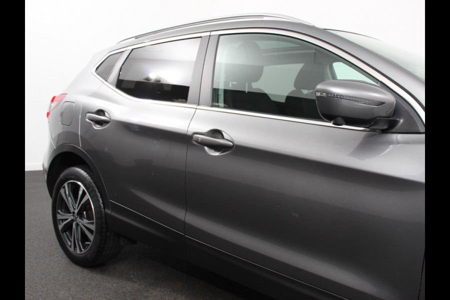 Nissan QASHQAI 1.2 Automaat N-Connecta Design pakket | Panorama dak | Camera | Climate Control | Parkeer sensoren | Cruise Control