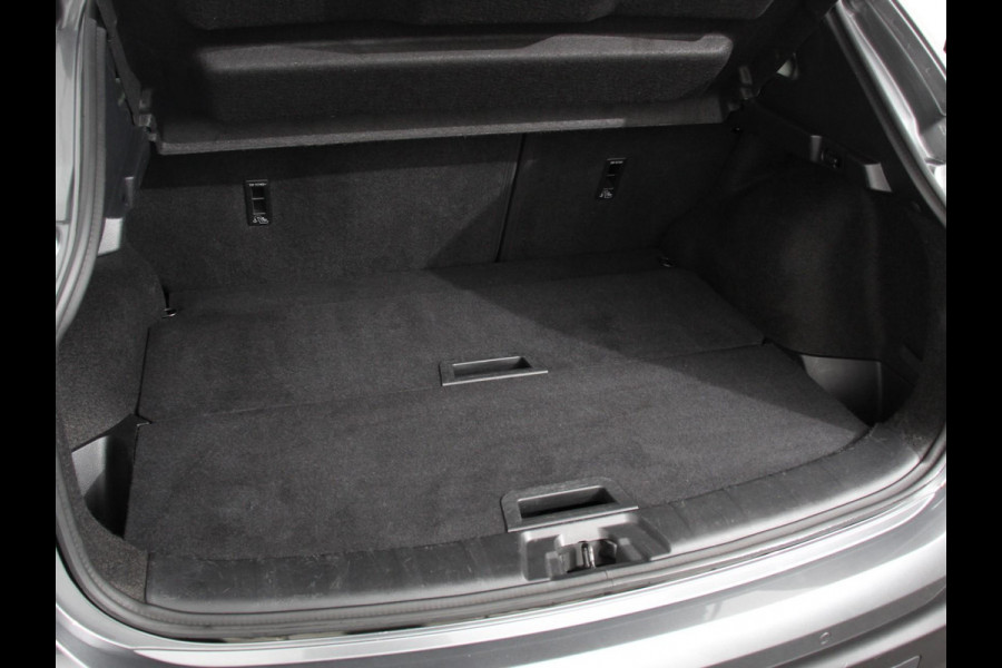 Nissan QASHQAI 1.2 Automaat N-Connecta Design pakket | Panorama dak | Camera | Climate Control | Parkeer sensoren | Cruise Control