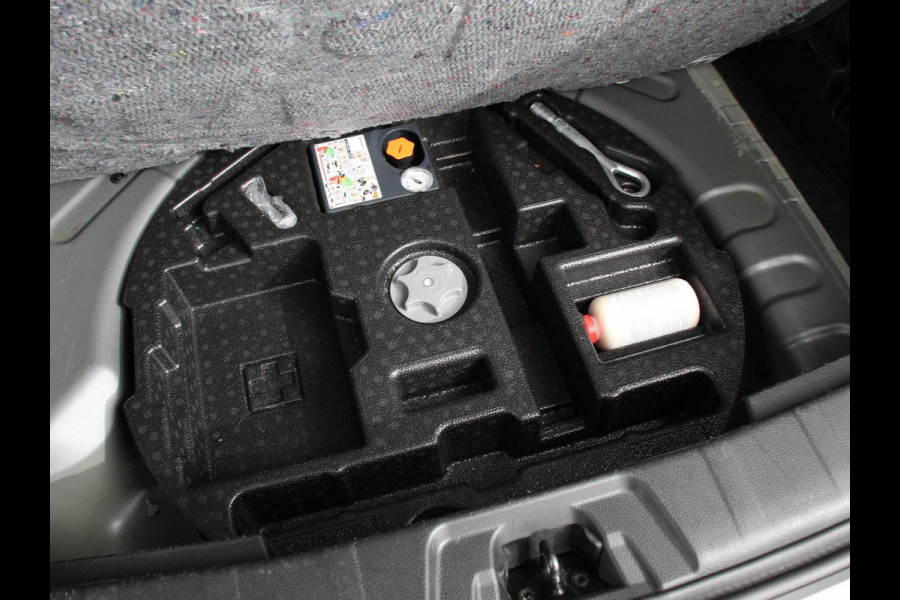 Nissan QASHQAI 1.2 Automaat N-Connecta Design pakket | Panorama dak | Camera | Climate Control | Parkeer sensoren | Cruise Control