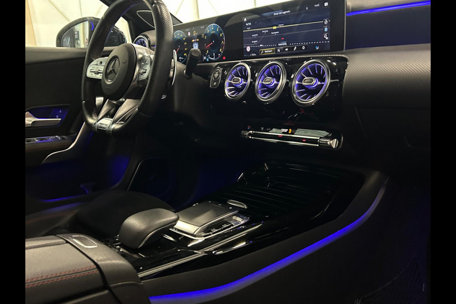 Mercedes-Benz A-Klasse AMG 35 4MATIC Edition 1 | AERODYNAMIC | BURMESTER | PANO | AMBIANCE