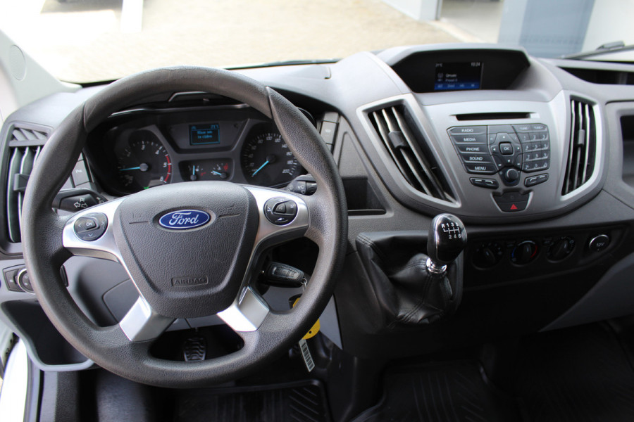 Ford Transit 290 2.0-105pk TDCI L2H2 Ambiente. Compleet ingerichte Ford Transit ! Camera, pdc v+a, airco, ladder achterd., opstaptrede met trekhaak, imperiaal met ladder, omvormer naar 220V, etc etc.
