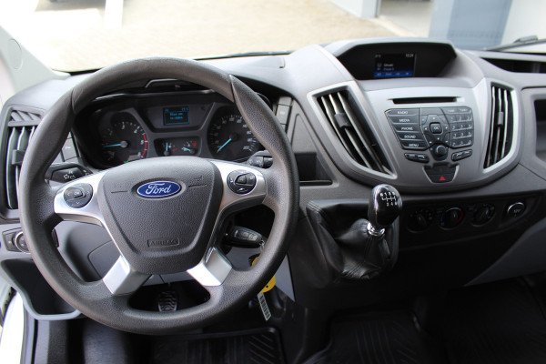 Ford Transit 290 2.0-105pk TDCI L2H2 Ambiente. Compleet ingerichte Ford Transit ! Camera, pdc v+a, airco, ladder achterd., opstaptrede met trekhaak, imperiaal met ladder, omvormer naar 220V, etc etc.