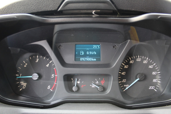 Ford Transit 290 2.0-105pk TDCI L2H2 Ambiente. Compleet ingerichte Ford Transit ! Camera, pdc v+a, airco, ladder achterd., opstaptrede met trekhaak, imperiaal met ladder, omvormer naar 220V, etc etc.
