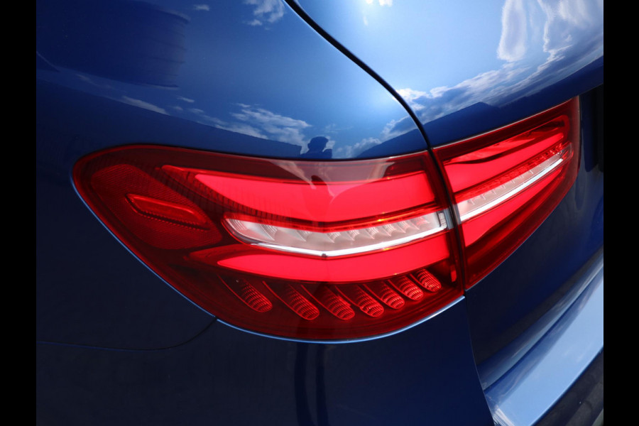 Mercedes-Benz GLC 250 4MATIC Premium | Panorama | Camera |