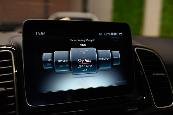 Mercedes-Benz GLE 500 e 4MATIC - Massagestoelen - 360 Camera - Distronic+ - Stuurverwarming - Stoelventilatie -