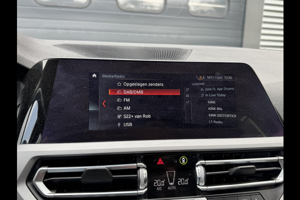 BMW 3 Serie Touring 320d High Executive Edition | Navigatie | Parkeersensoren | 18 Inch Lichtmetalen Velgen | Climate Control | Stoelverwarming |