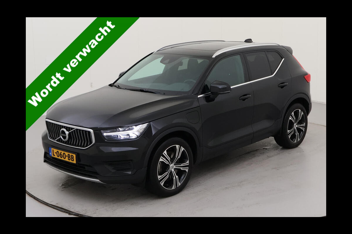 Volvo XC40 1.5 T4 Recharge Inscription Expression NL AUTO | CAMERA | TREKHAAK | LEDER | PANO | Volvo XC40 1.5 T4 Recharge Inscription Expression NL AUTO | CAMERA | TREKHAAK | LEDER | PANO |