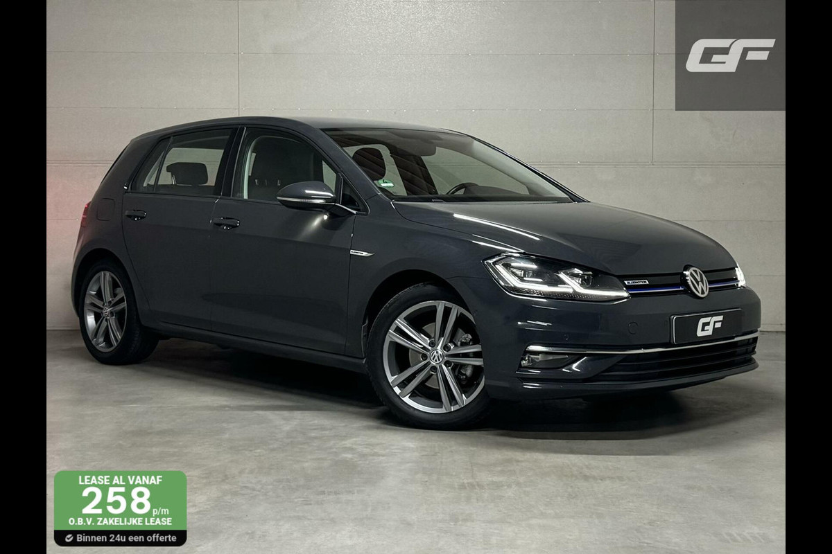 Volkswagen Golf 1.5 TSI 17'' R-Line Massage ACC Carplay NAP