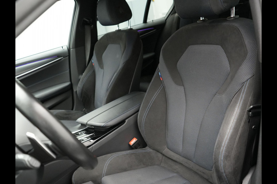 BMW 5 Serie 530e M Sport LCI Plug In Hybrid | PHEV | Harman Kardon | Carplay | Sfeerverlichting | Electrische Alcantara Sportstoelen | Stuur/Stoel Verwarming |