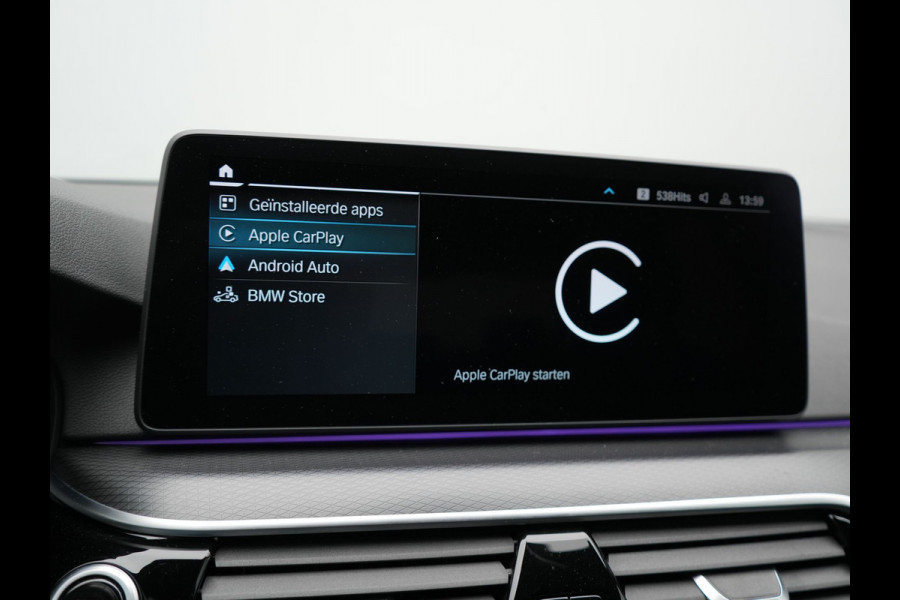 BMW 5 Serie 530e M Sport LCI Plug In Hybrid | PHEV | Harman Kardon | Carplay | Sfeerverlichting | Electrische Alcantara Sportstoelen | Stuur/Stoel Verwarming |
