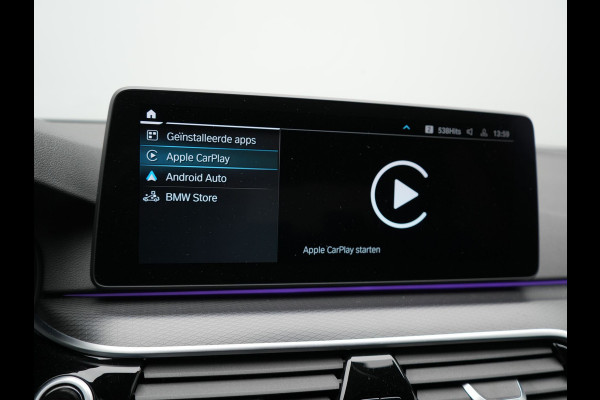 BMW 5 Serie 530e M Sport LCI Plug In Hybrid | PHEV | Harman Kardon | Carplay | Sfeerverlichting | Electrische Alcantara Sportstoelen | Stuur/Stoel Verwarming |