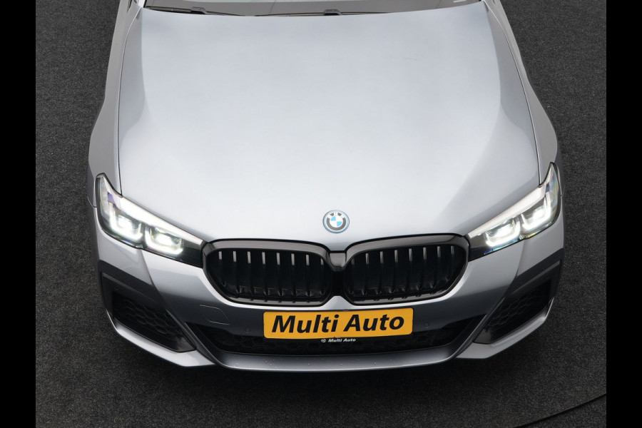 BMW 5 Serie 530e M Sport LCI Plug In Hybrid | PHEV | Harman Kardon | Carplay | Sfeerverlichting | Electrische Alcantara Sportstoelen | Stuur/Stoel Verwarming |