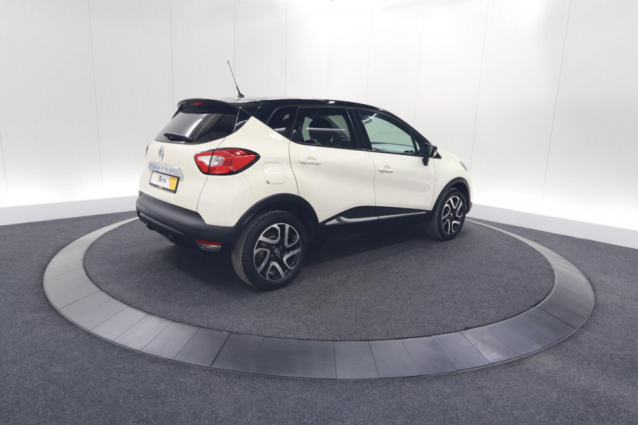 Renault Captur TCe 90 Dynamique | Parkeersensoren | Navigatie | Climate Control