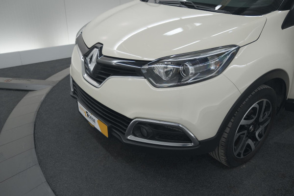Renault Captur TCe 90 Dynamique | Parkeersensoren | Navigatie | Climate Control