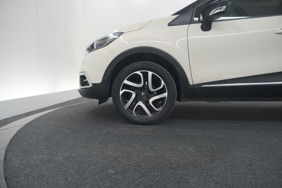 Renault Captur TCe 90 Dynamique | Parkeersensoren | Navigatie | Climate Control