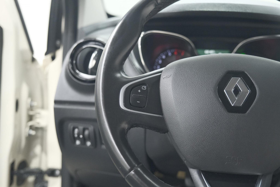Renault Captur TCe 90 Dynamique | Parkeersensoren | Navigatie | Climate Control