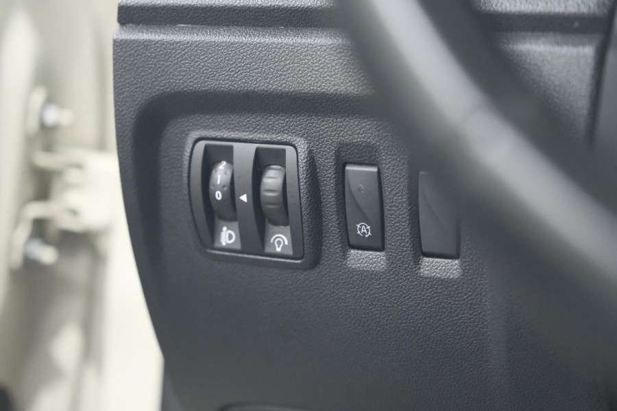 Renault Captur TCe 90 Dynamique | Parkeersensoren | Navigatie | Climate Control