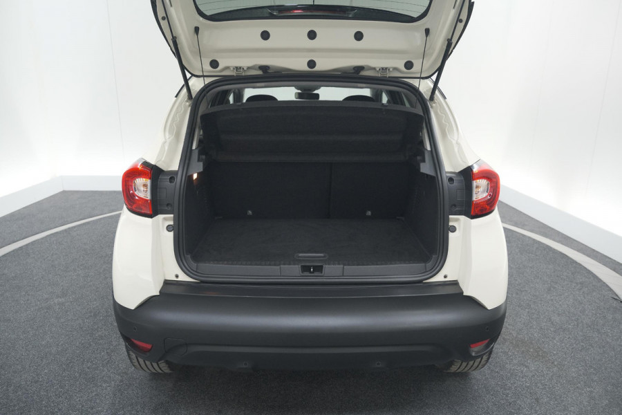 Renault Captur TCe 90 Dynamique | Parkeersensoren | Navigatie | Climate Control