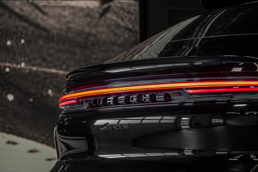 Porsche Cayenne Coupé 3.0 E-Hybrid *Sport-Chrono / Bijrijder-Display / BOSE / HUD / Stoelventilatie*