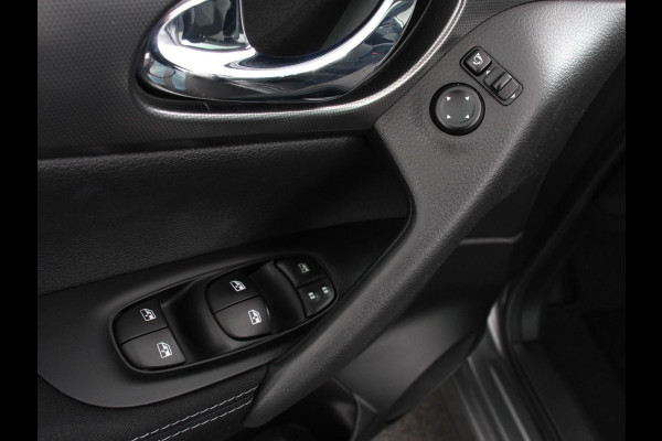 Nissan QASHQAI 1.2 Automaat N-Connecta Design pakket | Panorama dak | Camera | Climate Control | Parkeer sensoren | Cruise Control