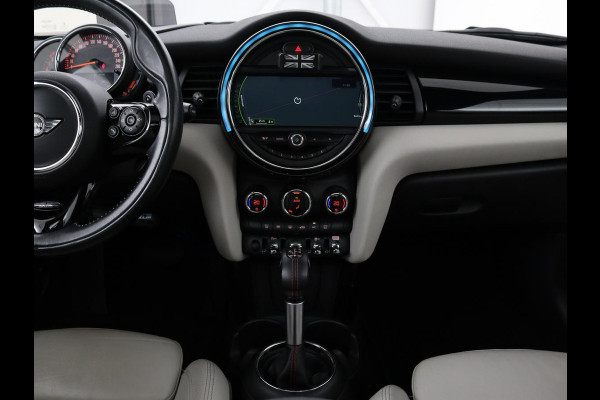 MINI Cooper S 2.0 Chili Serious Business | Panoramadak | Leder | Head-Up | Navigatie | Full LED | Harman/Kardon | Climate control | Keyless | Parkeerhulp | Cruise control
