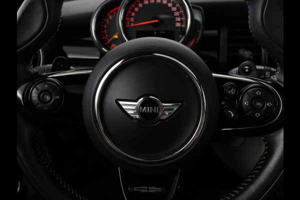 MINI Cooper S 2.0 Chili Serious Business | Panoramadak | Leder | Head-Up | Navigatie | Full LED | Harman/Kardon | Climate control | Keyless | Parkeerhulp | Cruise control