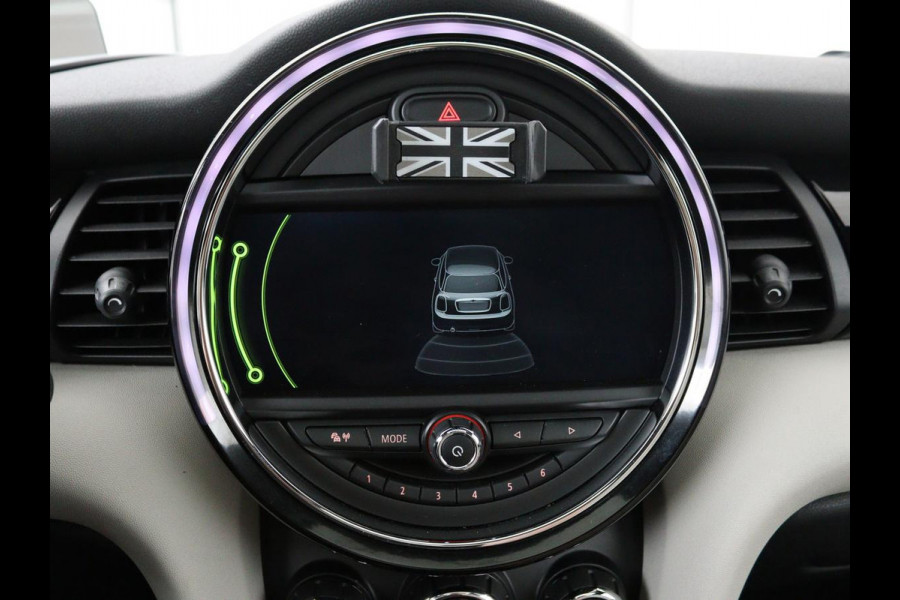 MINI Cooper S 2.0 Chili Serious Business | Panoramadak | Leder | Head-Up | Navigatie | Full LED | Harman/Kardon | Climate control | Keyless | Parkeerhulp | Cruise control