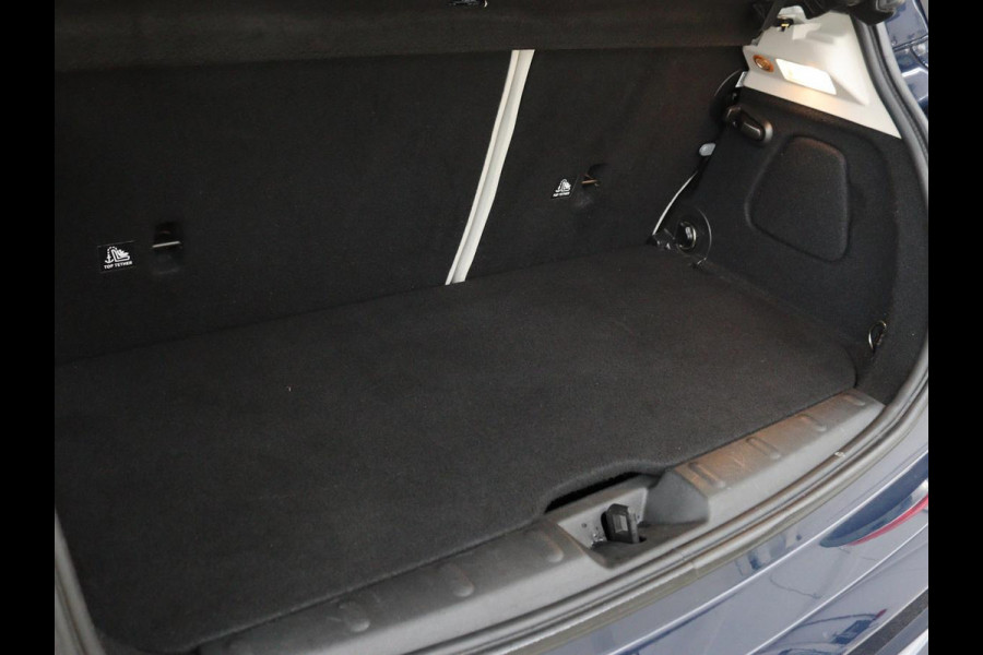 MINI Cooper S 2.0 Chili Serious Business | Panoramadak | Leder | Head-Up | Navigatie | Full LED | Harman/Kardon | Climate control | Keyless | Parkeerhulp | Cruise control