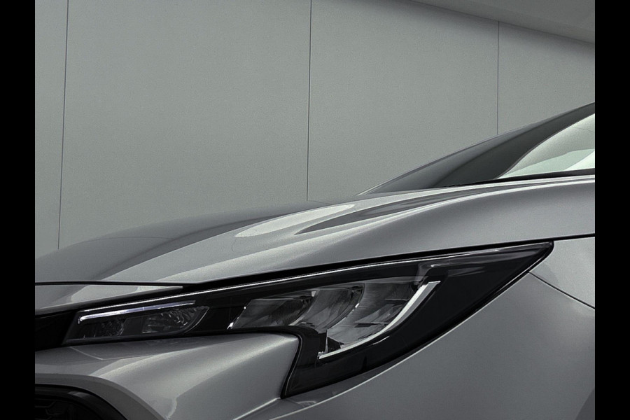 Toyota Corolla Touring Sports 1.8 Hybrid Active CAMERA EL-ACHTERKLEP CARPLAY HEAD-UP