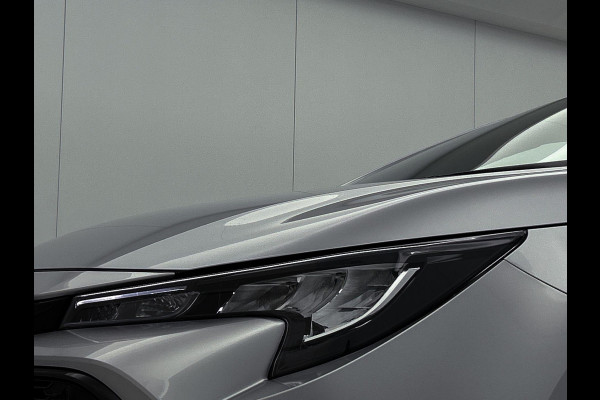 Toyota Corolla Touring Sports 1.8 Hybrid Active CAMERA EL-ACHTERKLEP CARPLAY HEAD-UP