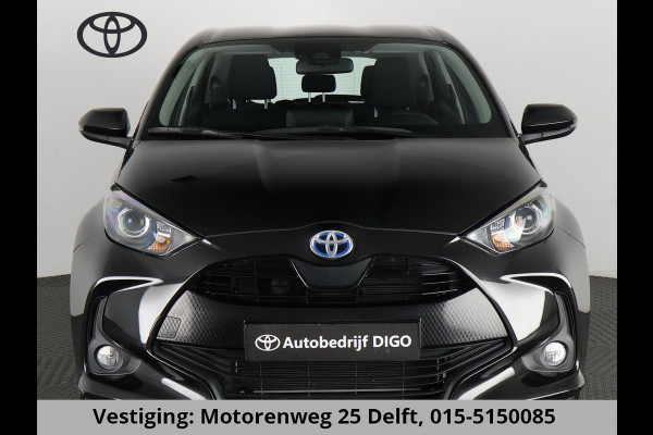 Toyota Yaris 1.5 HYBRIDE BLACKLINE GARANTIE 6-2034 AUTOMAAT. CLOUD NAVI. SLECHTS 10.000 KM.