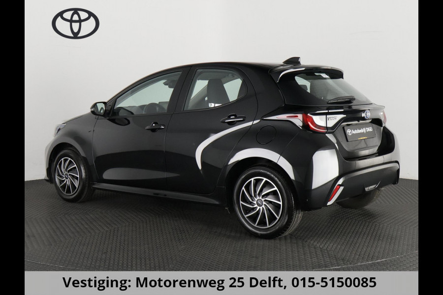 Toyota Yaris 1.5 HYBRIDE BLACKLINE GARANTIE 6-2034 AUTOMAAT. CLOUD NAVI. SLECHTS 10.000 KM.