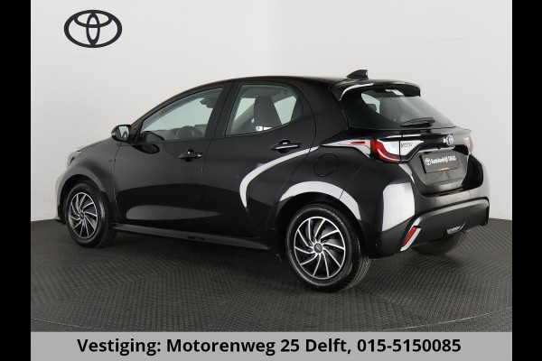 Toyota Yaris 1.5 HYBRIDE BLACKLINE GARANTIE 6-2034 AUTOMAAT. CLOUD NAVI. SLECHTS 10.000 KM.