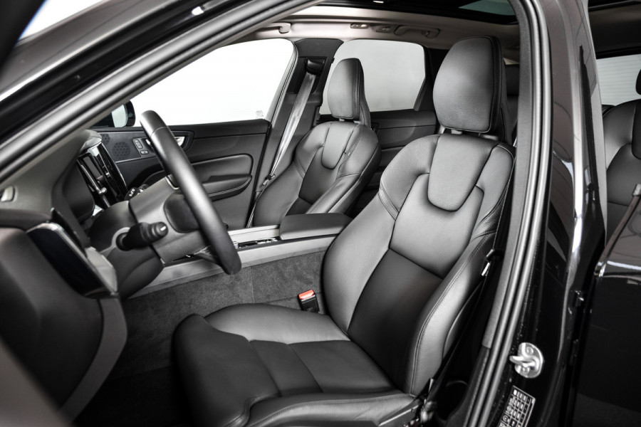 Volvo XC60 2.0 Recharge T6 AWD Plus Dark | S/K-Panodak | Dig. Cockpit | Adapt. Cruise | Memory Stoelen | Elek. Klep | Stoel-+stuurverw. | 360 Camera | NAV+App. Connect | LM 19" | 9452