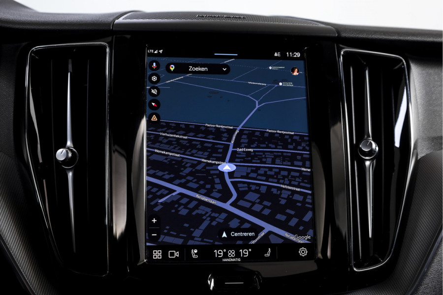 Volvo XC60 2.0 Recharge T6 AWD Plus Dark | S/K-Panodak | Dig. Cockpit | Adapt. Cruise | Memory Stoelen | Elek. Klep | Stoel-+stuurverw. | 360 Camera | NAV+App. Connect | LM 19" | 9452