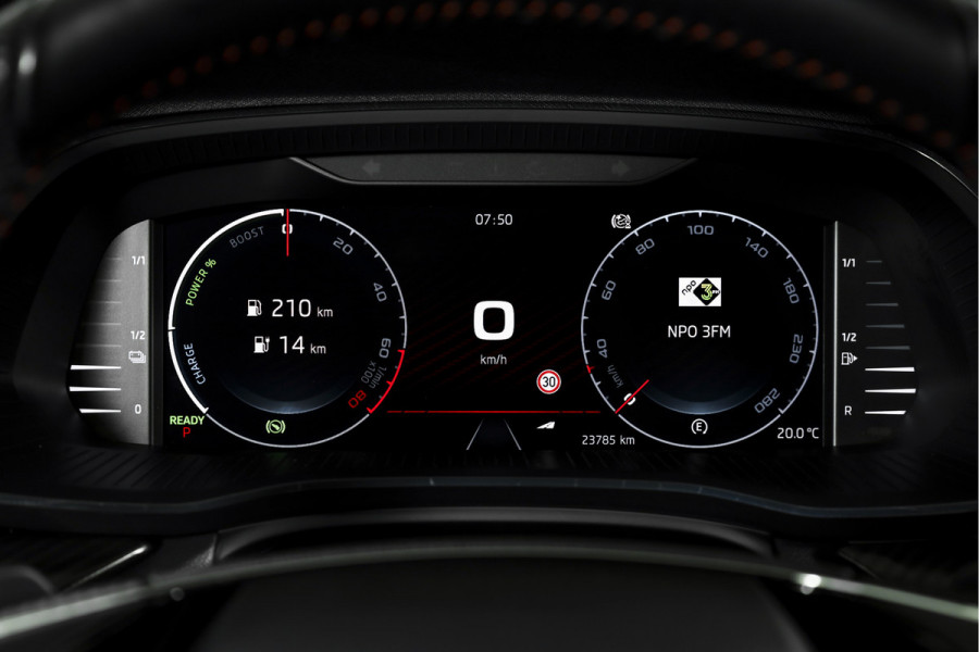 Škoda Octavia Combi 1.4 TSI RS iV PHEV Business - Automaat | Dig. Cockpit | Adapt. Cruise | Stoel-+ Stuurverw. | PDC | Camera | NAV +App. Connect | ECC | Elek. Klep | LM 19" | 4923