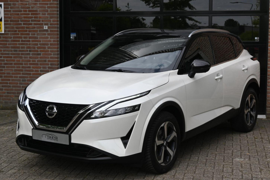 Nissan QASHQAI 1.3 MHEV Xtronic 1st Ed. Pano A.Cruise 360CAM '21
