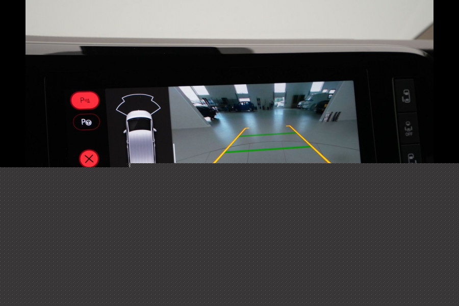 Volkswagen Multivan 1.4 eHybrid 218pk L2H1 Style Leder Standkachel El. Schuifdeuren Side Assist Camera Carplay